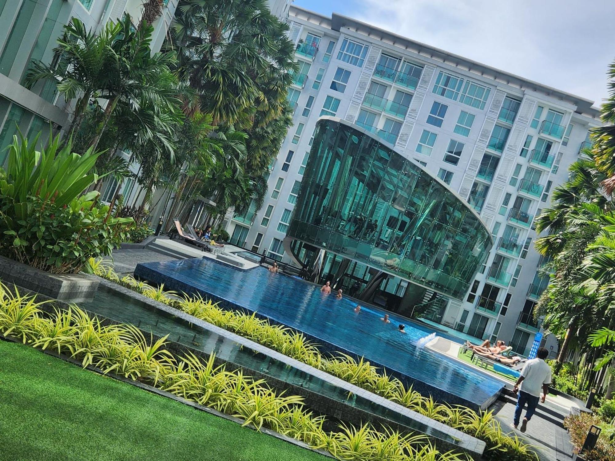City Center Residentes Ccr Pattaya Y エクステリア 写真