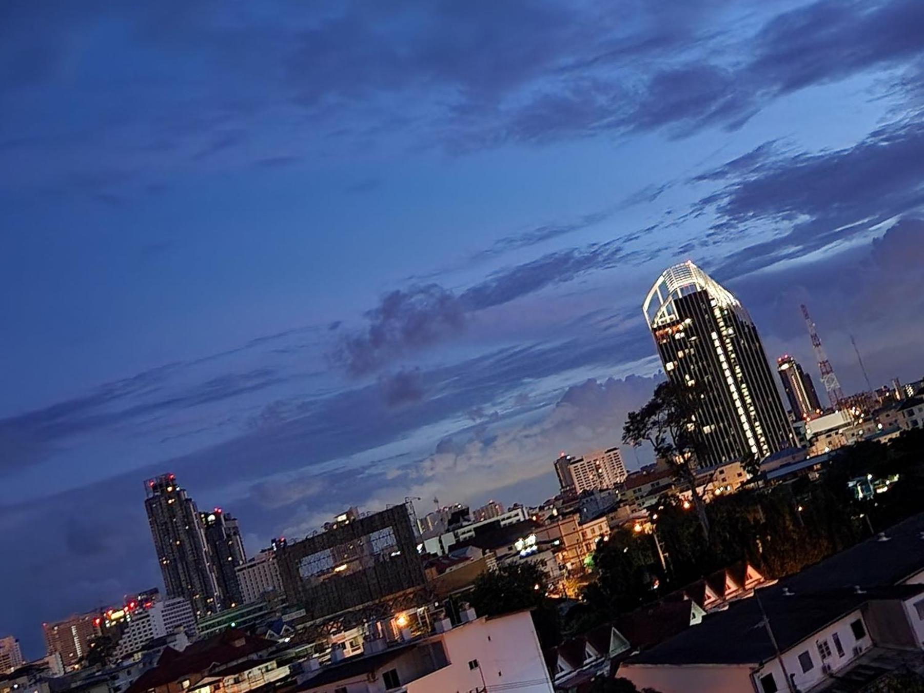 City Center Residentes Ccr Pattaya Y エクステリア 写真